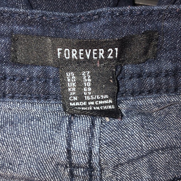 Forever 21 Jeans. 27 - Picture 7 of 8